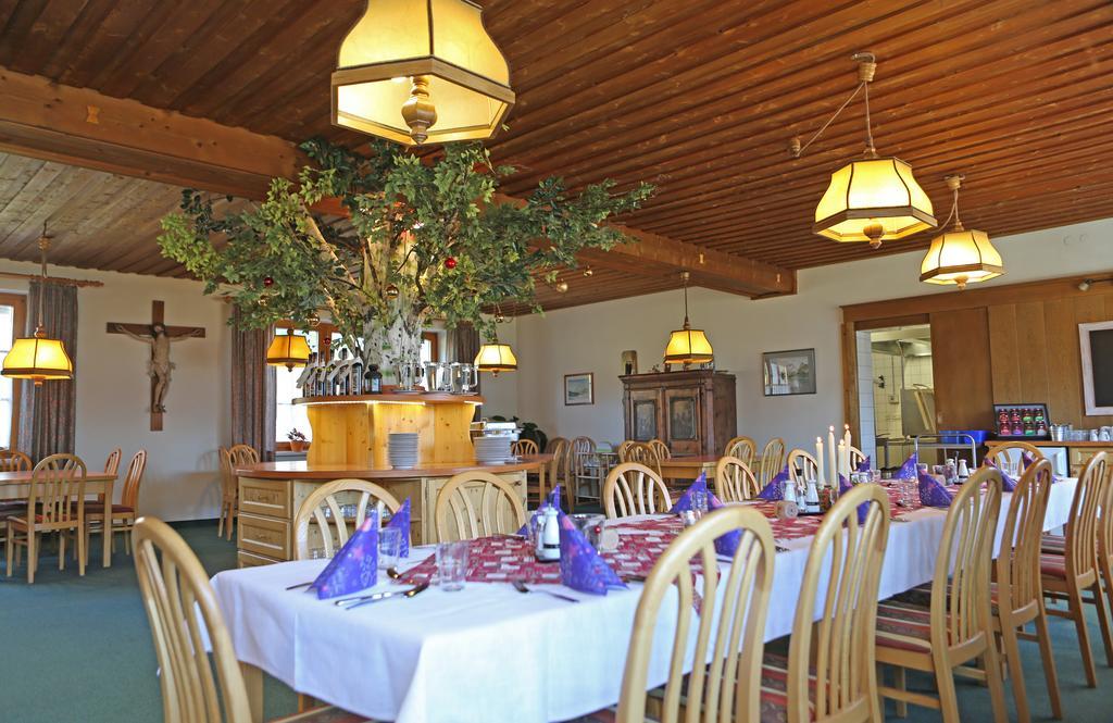 Hotel Haus Der Begegnung Gosau Exteriér fotografie