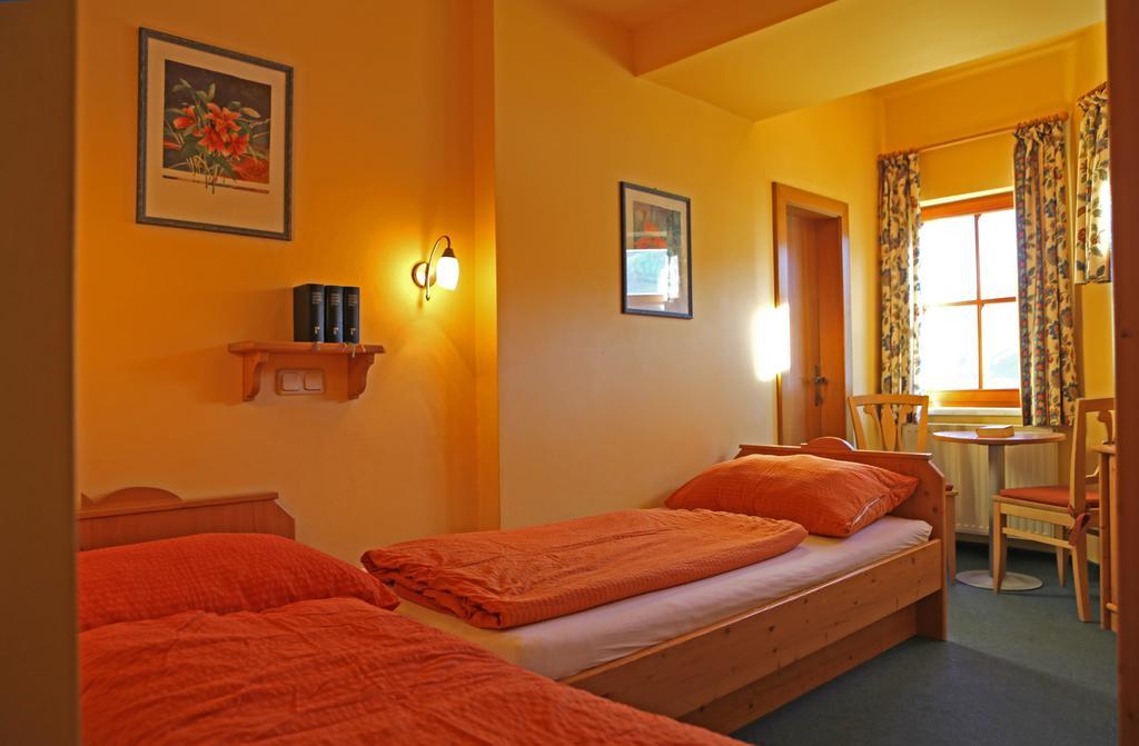 Hotel Haus Der Begegnung Gosau Exteriér fotografie