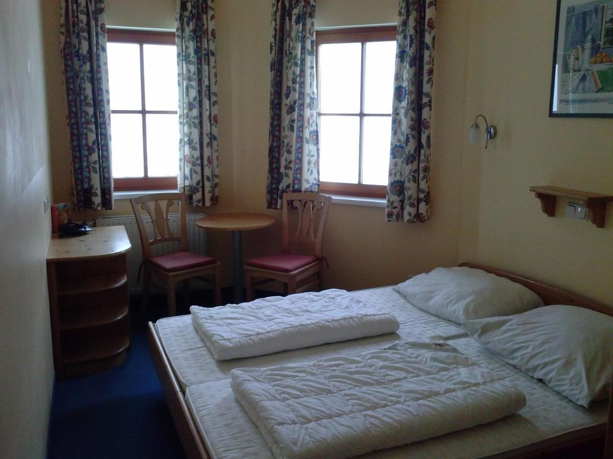 Hotel Haus Der Begegnung Gosau Pokoj fotografie