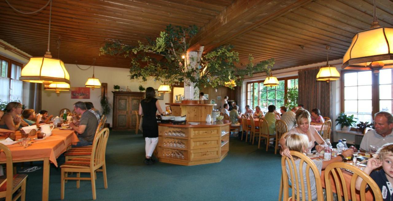 Hotel Haus Der Begegnung Gosau Exteriér fotografie